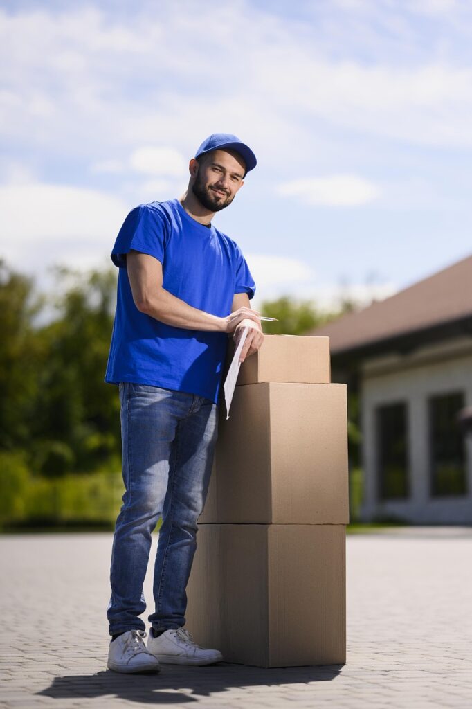 movers, packers, service-8506260.jpg